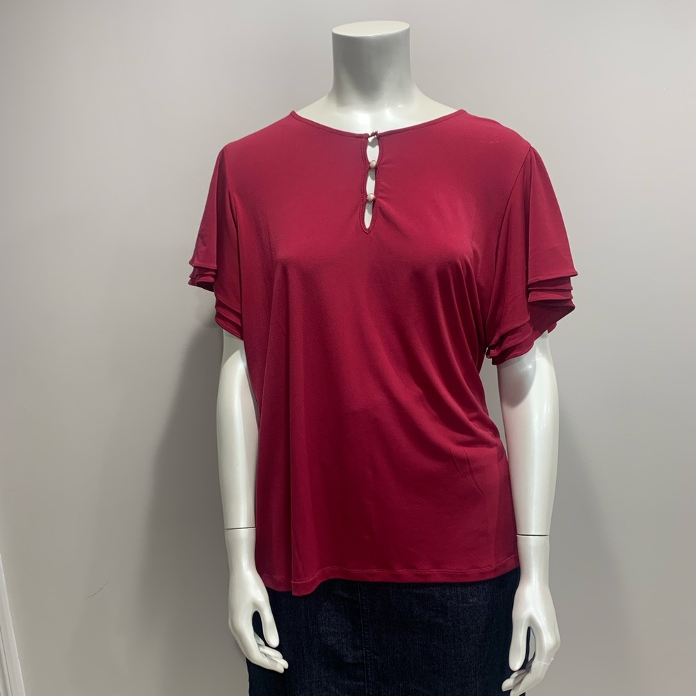 Super cute Ruffle sleeve top